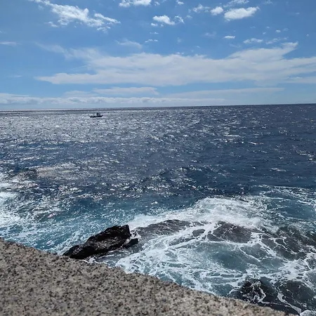 Sunny Seas Hideaway Apartment Los Abrigos